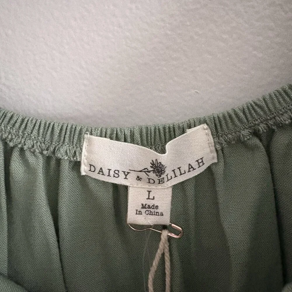 Daisy & Delilah Stitch Fix Women L Green Linen Blend Boho Larisa Peplum Top NWT